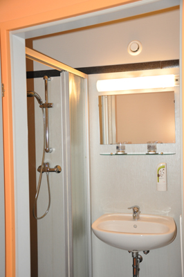 Arbotel - 024.jpg - Dusche